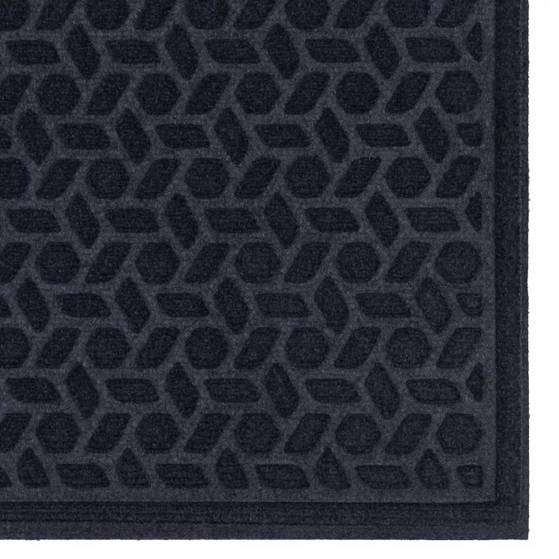 1'6"x2'6" Solid Tufted Doormat Navy - Mohawk - Image 4
